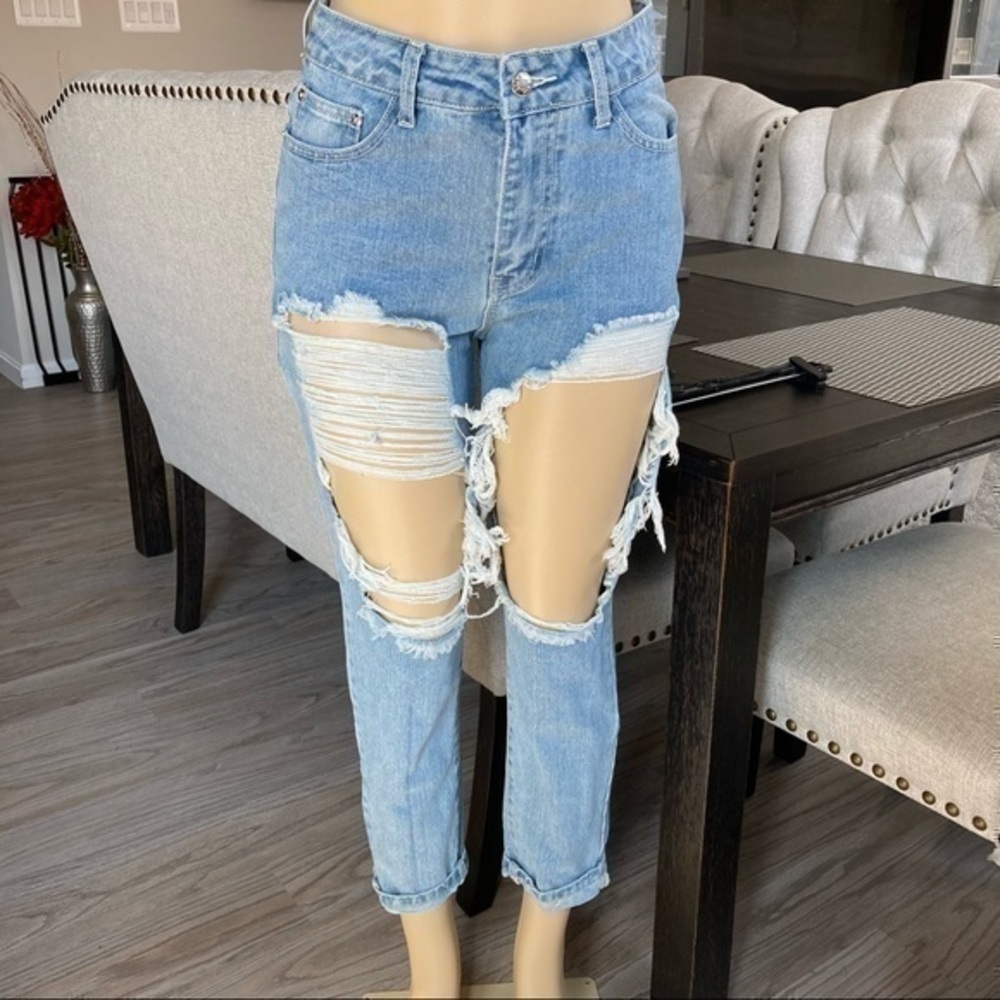 ๐ Adika mom boyfriend distressed ripped jeans ๐ medium - Picture 6 of 13